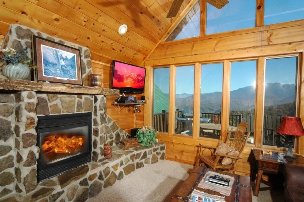 Eagles Nest 379 - Three Bedroom Cabin
