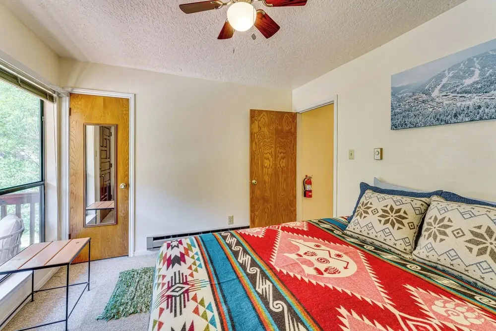 Bike, Hike & Ski: Creek-view Condo in Red River!