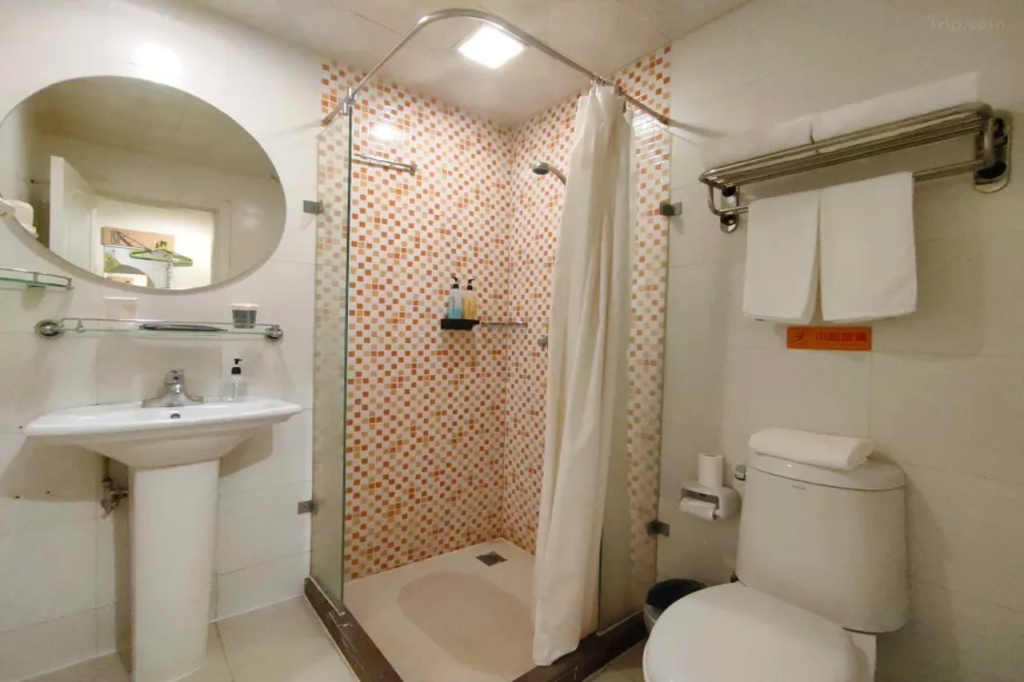  Home Inn (Guangzhou Tianpingjia Metro Station)
