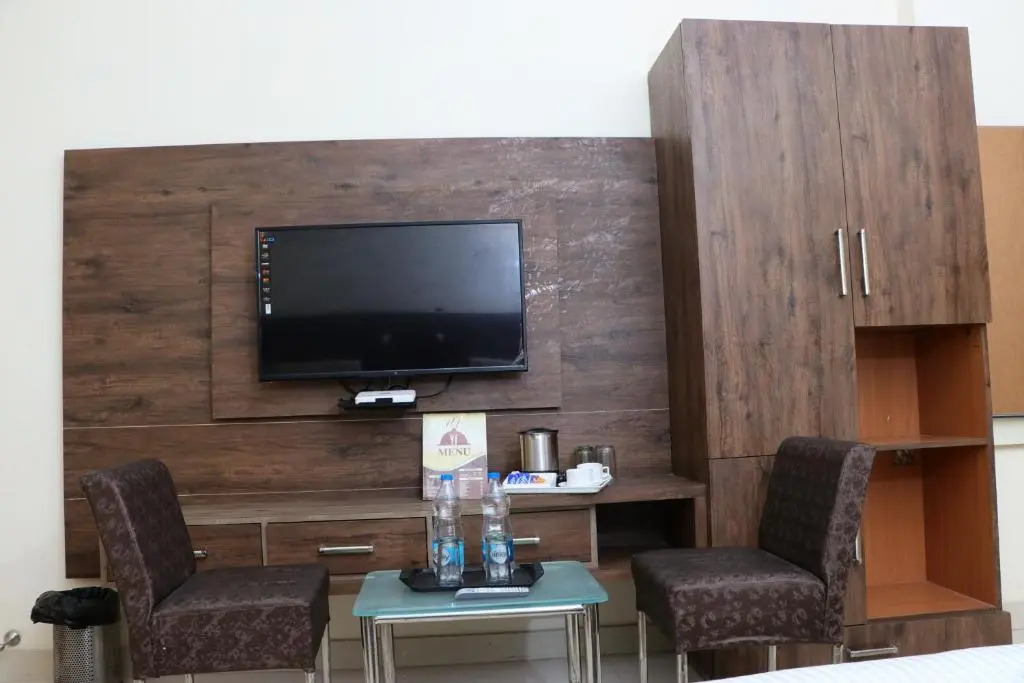 Hotel Avitaj Inn