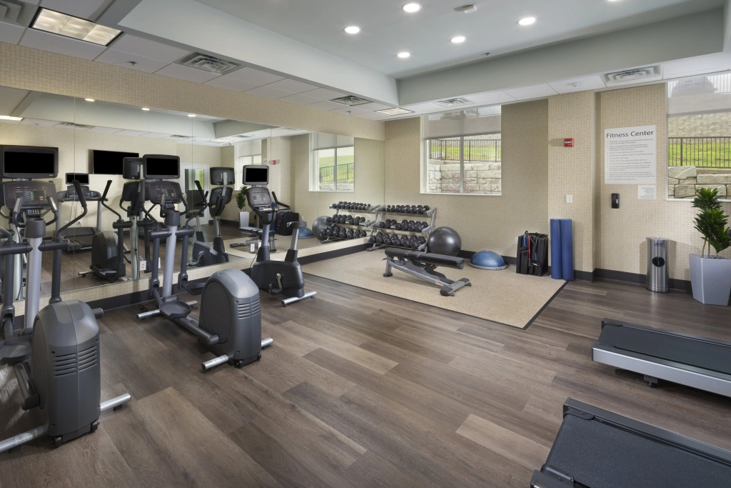 Holiday Inn & Suites Arden - Asheville Airport by IHG