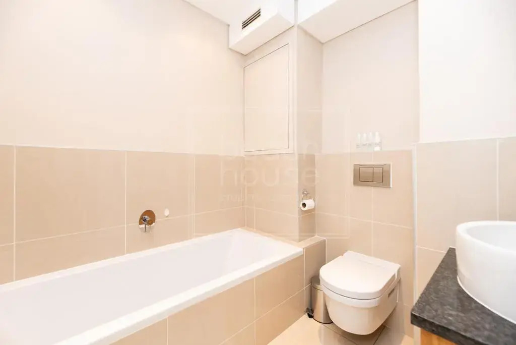 Luxury Beachfront Apartment in Eden on the Bay- 2 bedroom