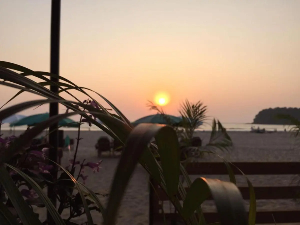 Anantra Sea View Resort