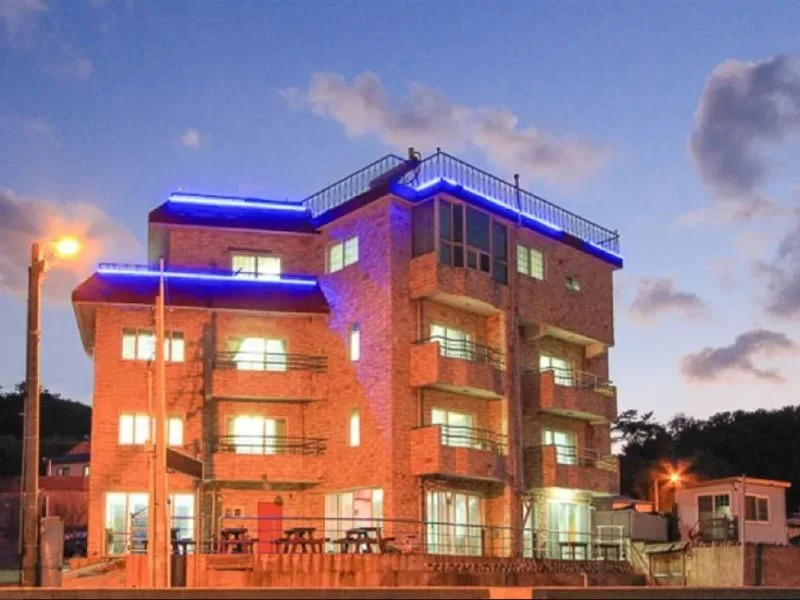 Damoa Pension
