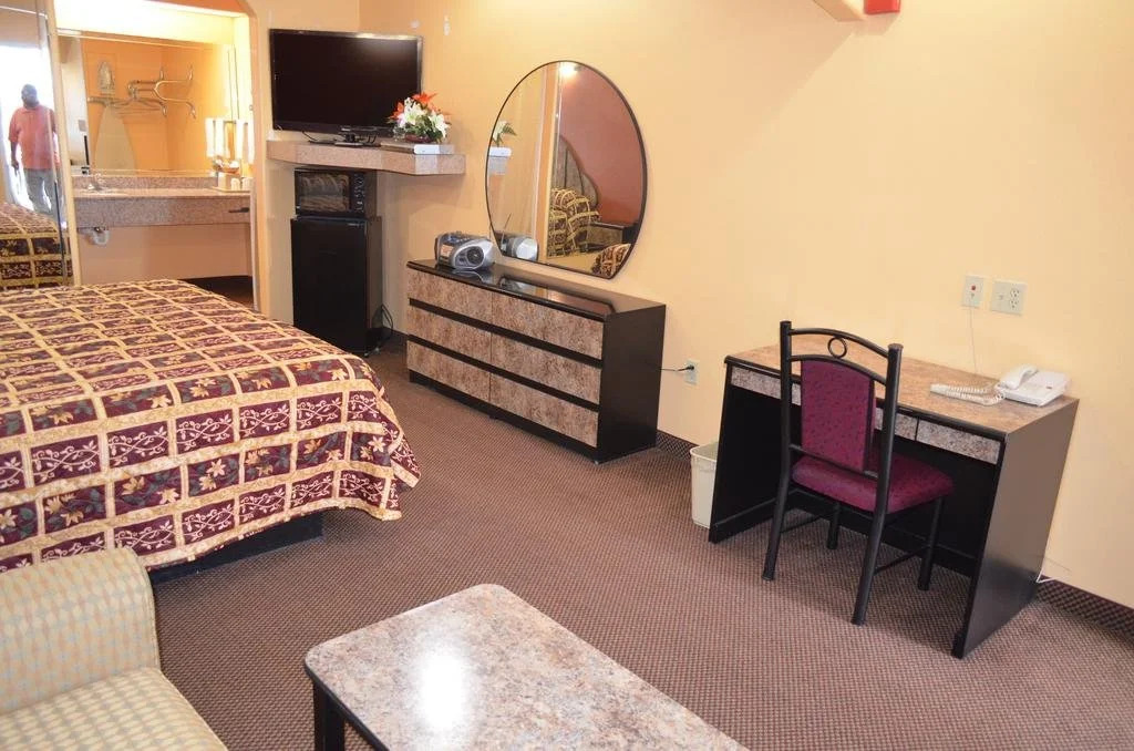 Scottish Inns  Suites IAH Airport South