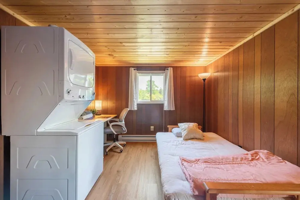 The Lake Life by Avantstay Lakefront + View + Hot Tub