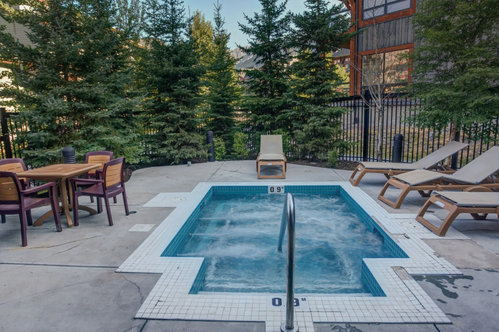 Lodges at Canmore