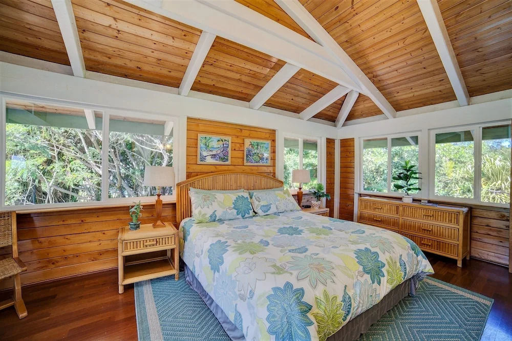 Hale Ki'i Maka Manu 4 Bedroom Home by RedAwning