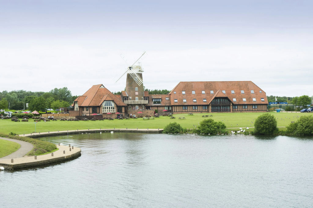 Premier Inn Milton Keynes South