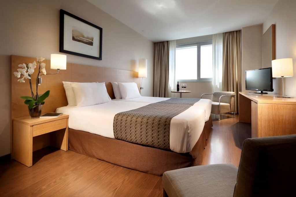 Отель Eurostars Lucentum