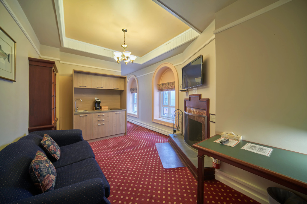 Bedford Regency Hotel, Trademark Collection by Wyndham