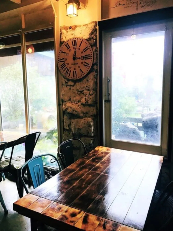 Guesthouse Party-Free Pub - Hostel