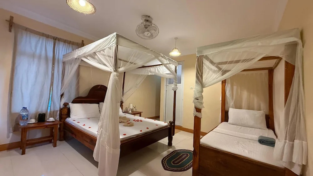 Zanz Bay Hotel