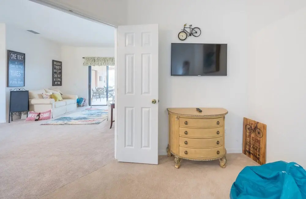 Themed Rooms, Pool, Spa & Games Room