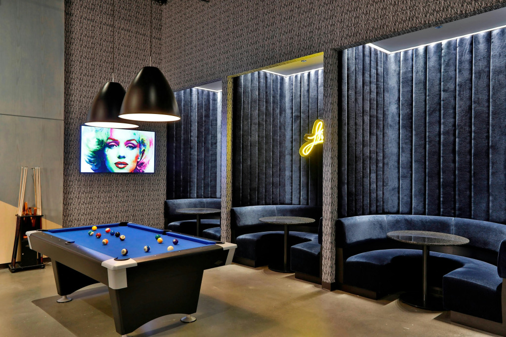 Aloft by Marriott Chicago Mag Mile