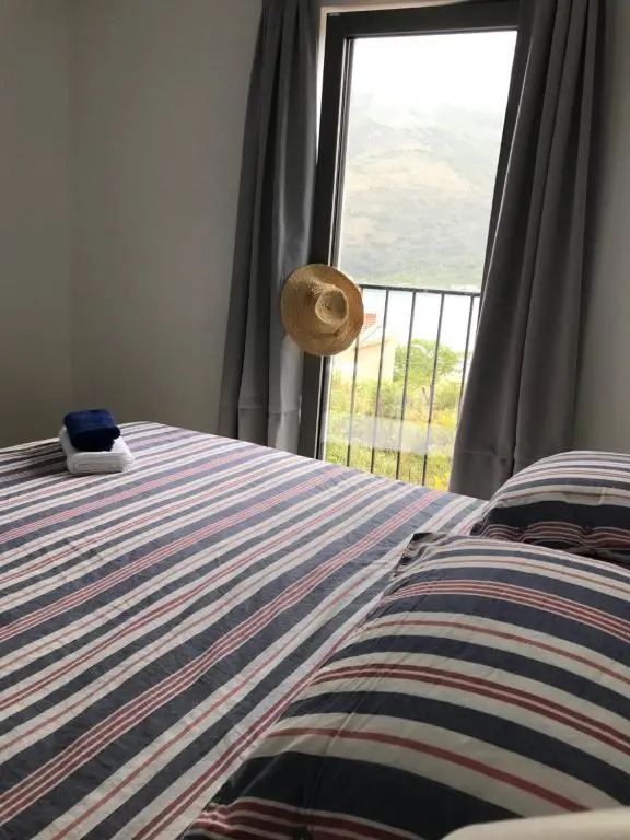 1 BR apartment with spacious terrace