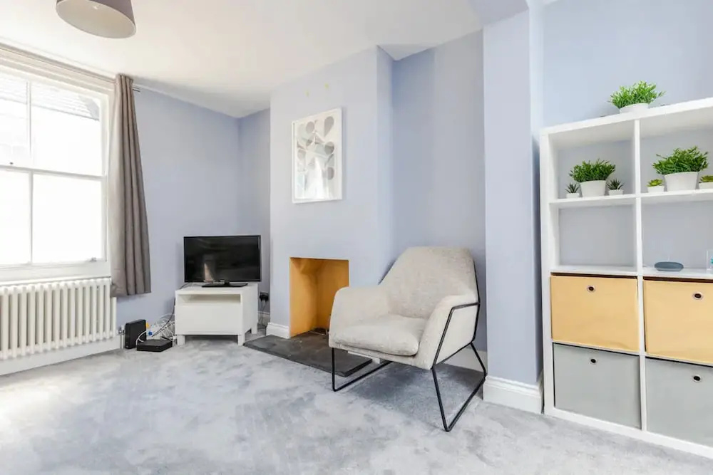 Modern and Stylish 2 Bedroom House in Brighton