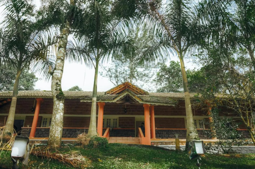 Eletaria Resort
