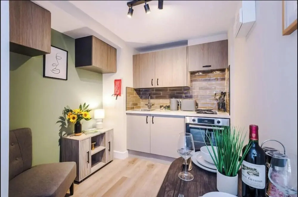 Flat 1 30 Northgate