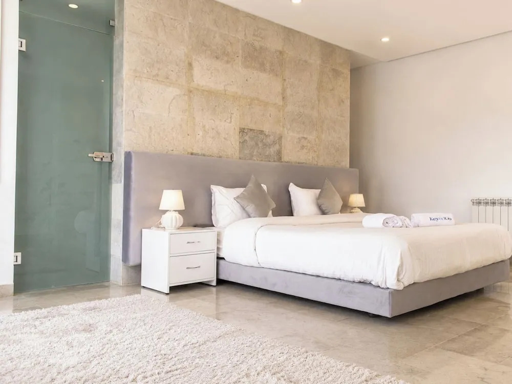 Luxurious Villa in Gammarth With Private Pool and Garden Views