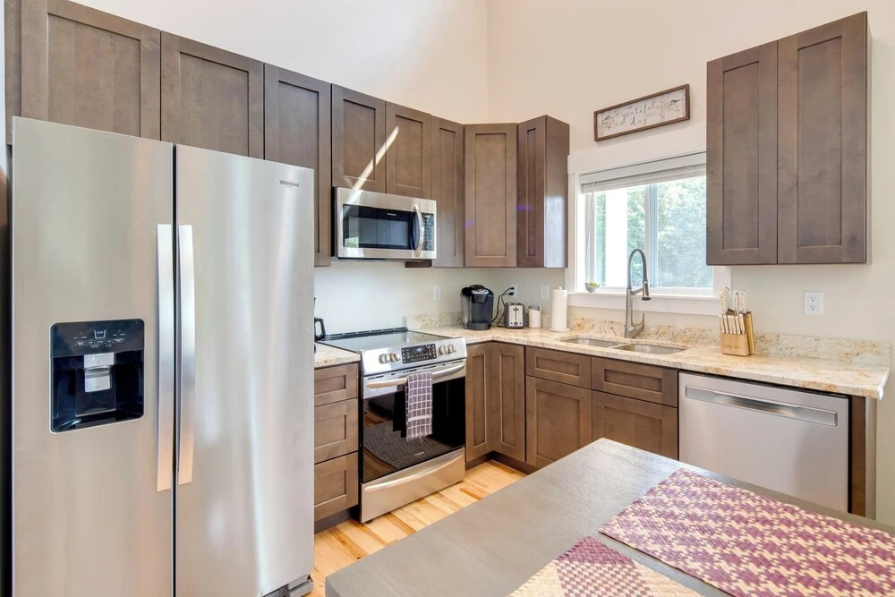 Peaceful Hendersonville Home < 2 Mi to Main St!