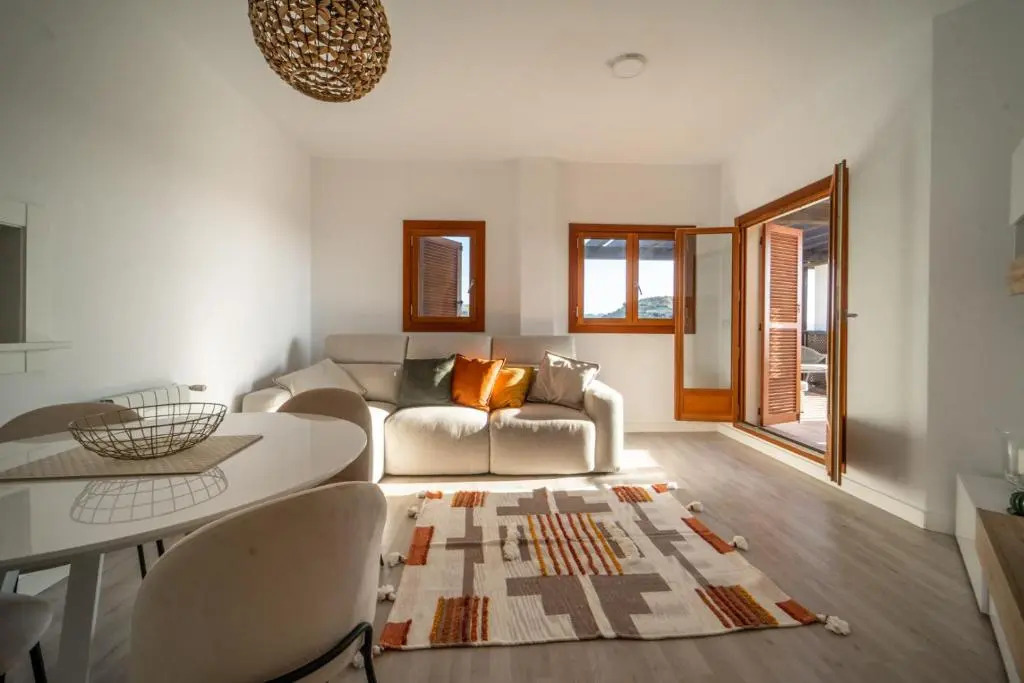 Exclusive 2 Bed 2 Bath Penthouse with Golf Views - DE2332EV