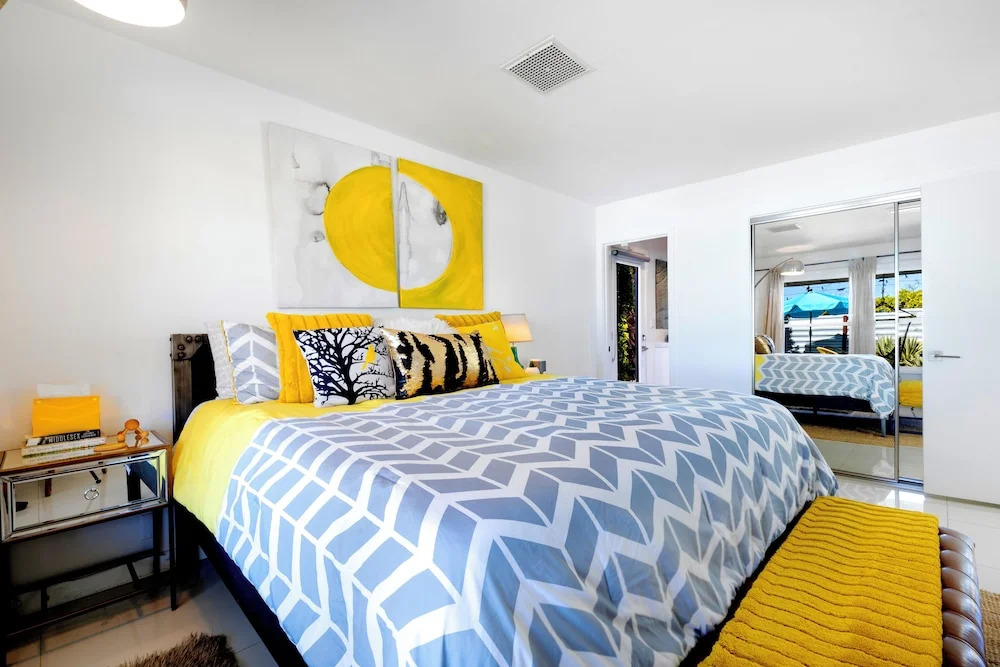 Amarillo