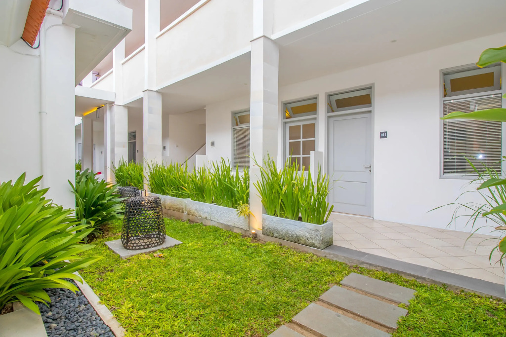 Anza Hotel by OYO Rooms