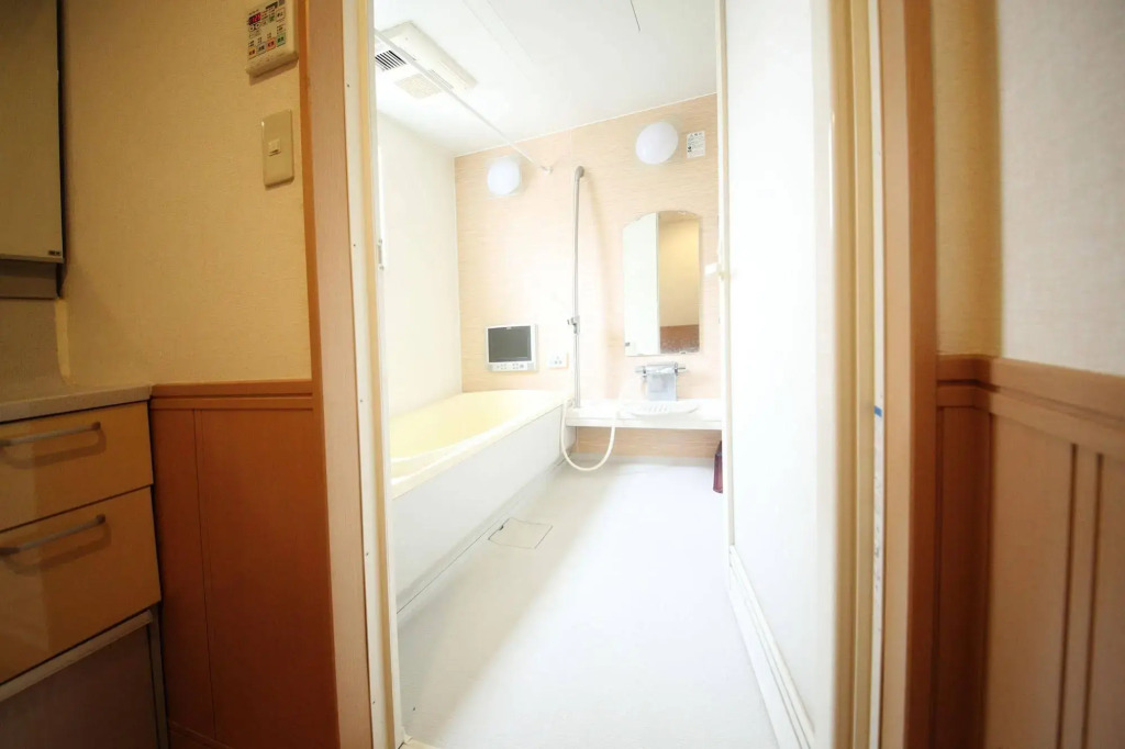 Tokyo House INN