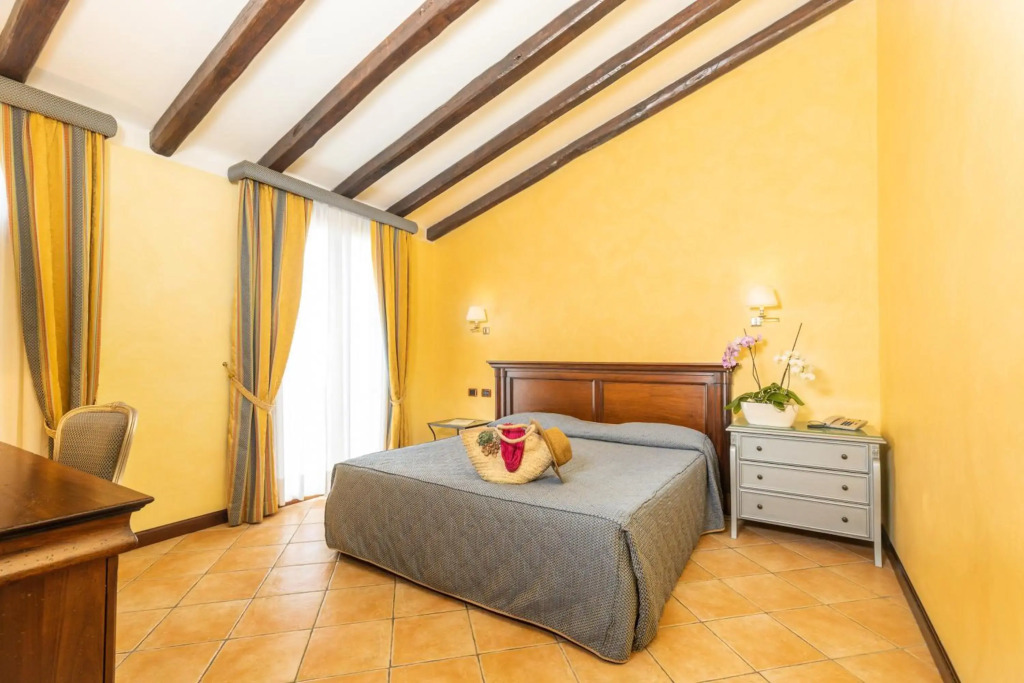 Hotel Arbatasar