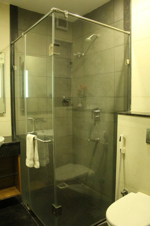 Hotel Nk Grand Park Airport Hotel