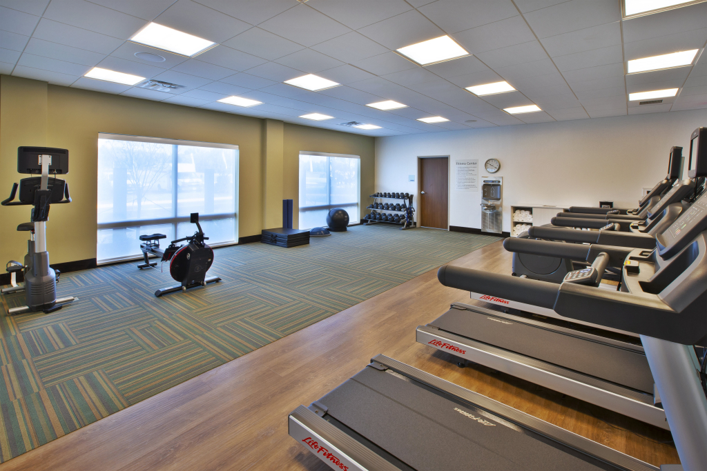 Holiday Inn Express and Suites South Hill by IHG