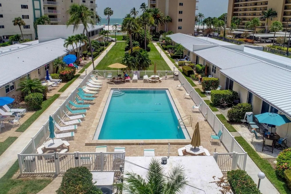 Jamaica Royale Beach View Towers By Beachside Management