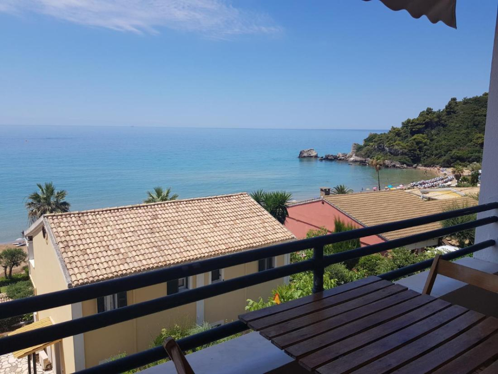 Glyfada Apartments
