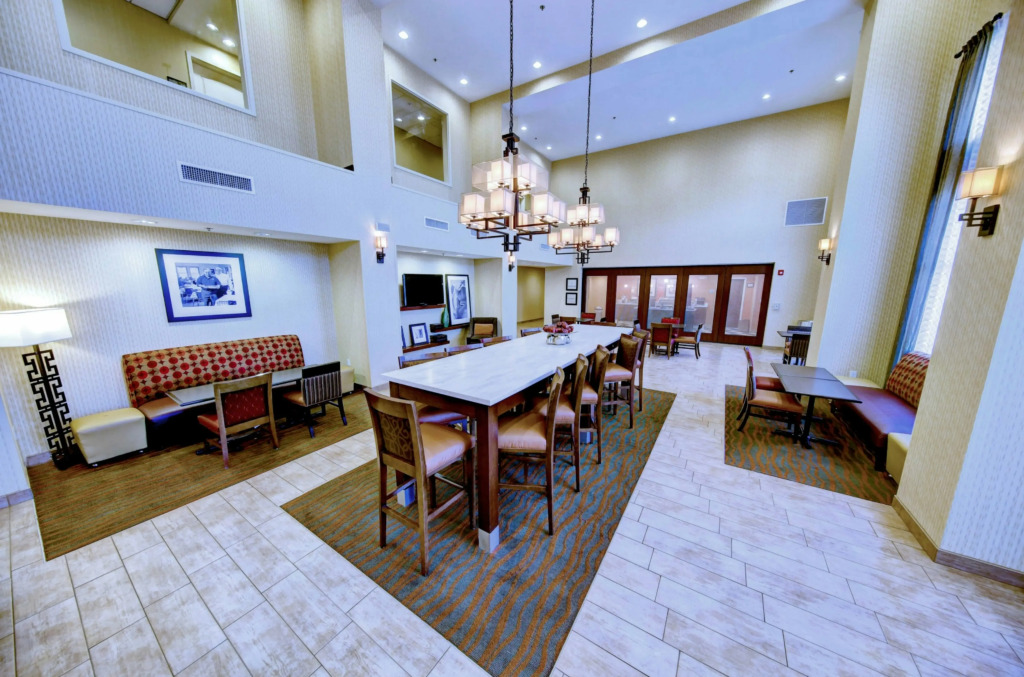 Hampton Inn & Suites Harrisburg
