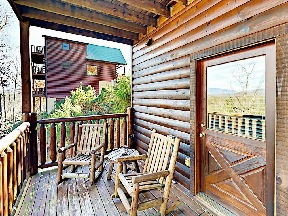 Upper Middle Creek 2 Cabins 6 Bedrooms 6 Bathrooms Cabin