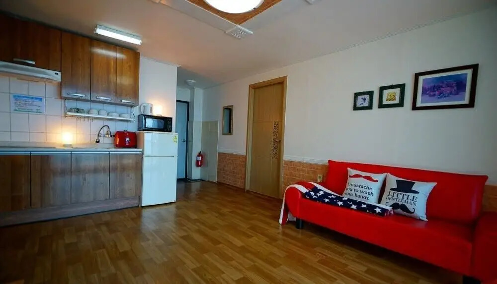 Sea sight pension