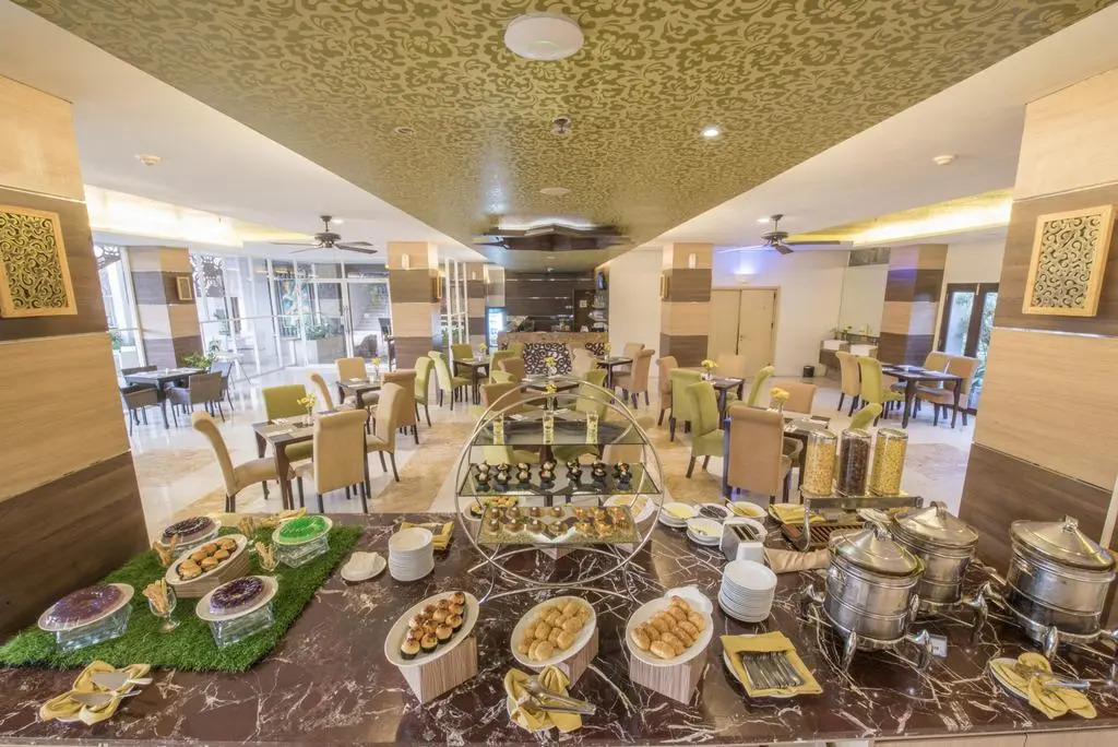 Lorin Syariah Solo Hotel