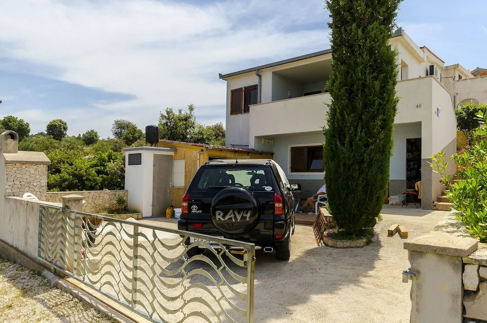 Apartment Ljilja