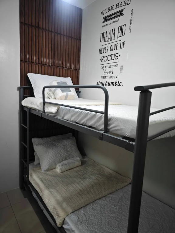Luxurious and Cozy Condo in Quezon City With City View