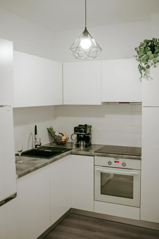 SunsetView Apartment
