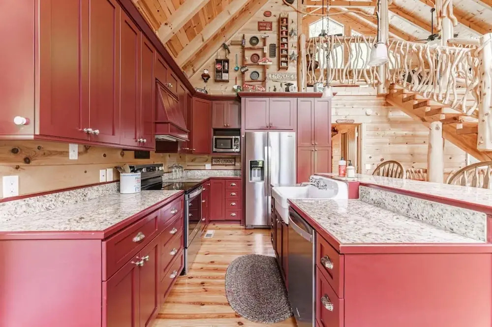 Powdermill Hill Cabin 3 Bedroom Cabin by RedAwning