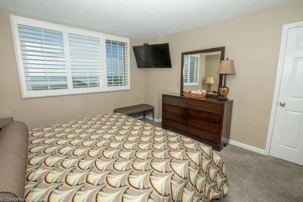 Islander 302 Destin - 2 Br Condo