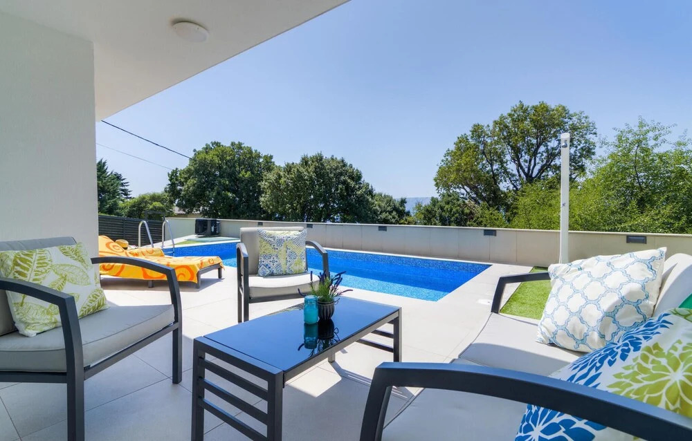 Beautiful Apartment in Smokvica Krmpotska With Wifi, 2 Bedrooms and Outdoor Swimming Pool