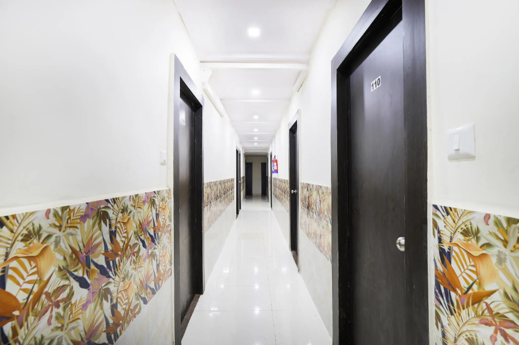 Hotel Geetanjali by OYO Rooms