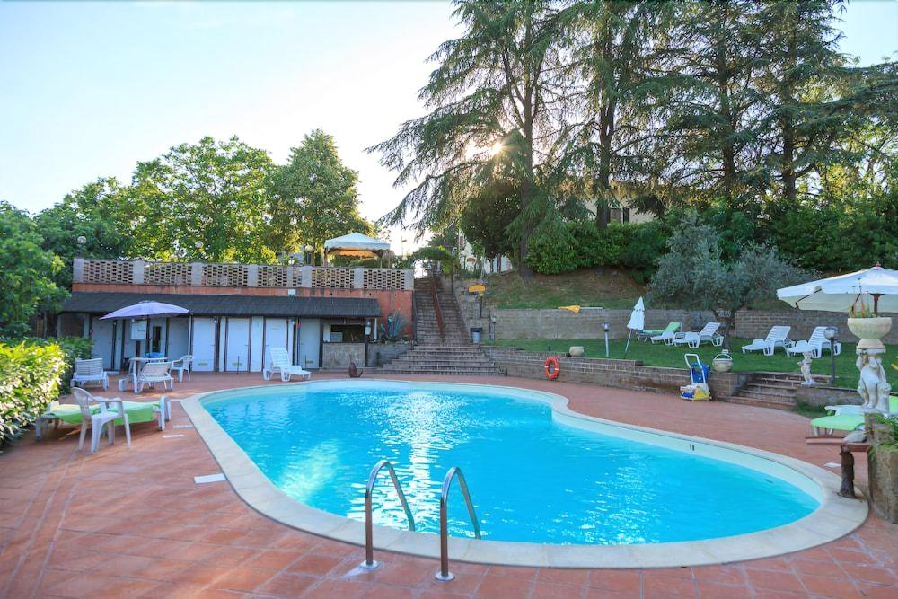 Agriturismo Casale Le Burgne