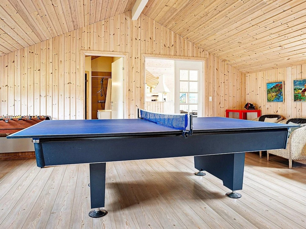 10 person holiday home in Ålbæk-By Traum