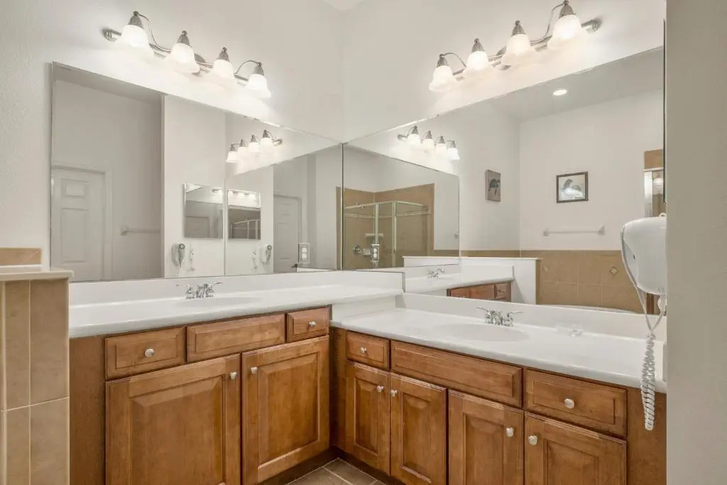 952 Cinnamon Beach, Sleeps 6, 3 Bedroom, WiFi, Elevator, 2 Pools