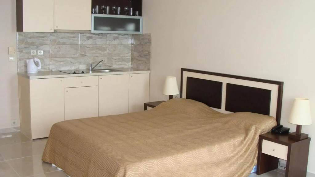 Berlin Golden Beach Hotel