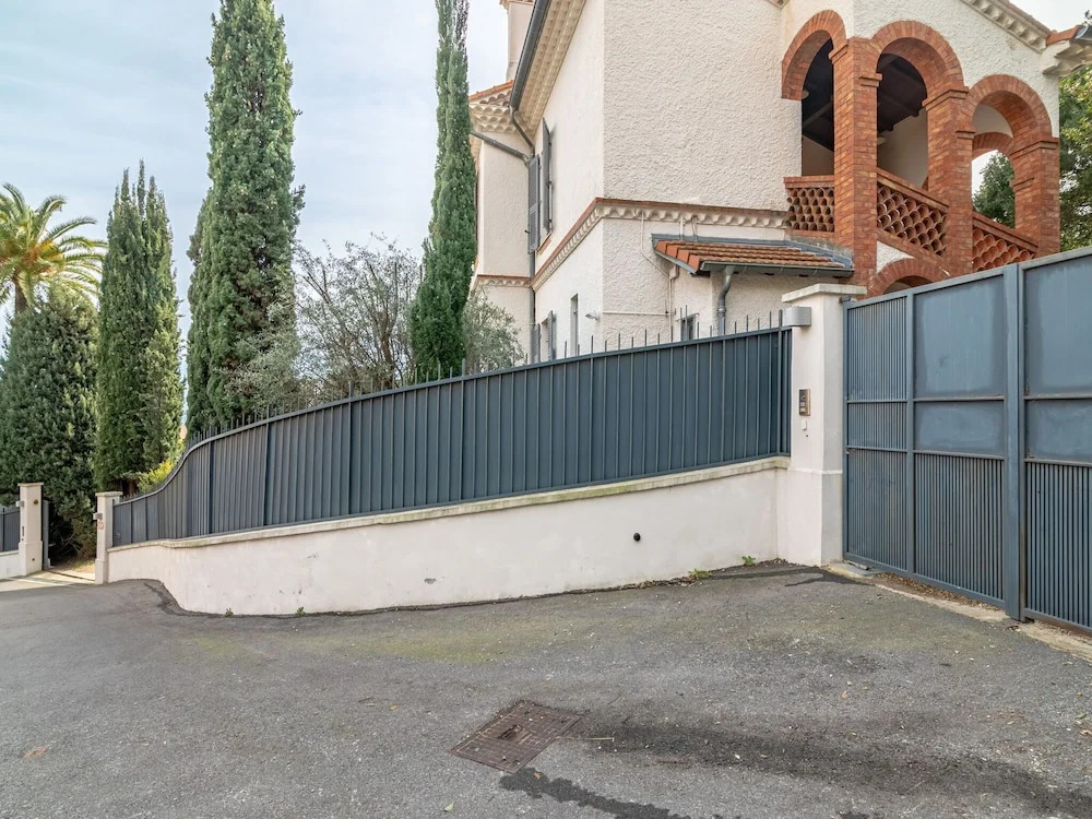 Premium Holiday Home in Cannes la Bocca With Swimming Pool